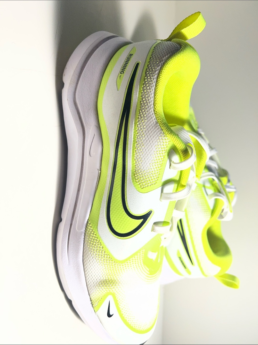 Nike Big Boys Neon Yellow and White Running Trainers